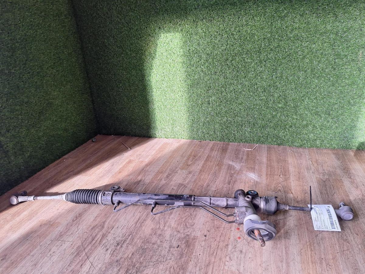 1000911990-Steering Box Rack Top