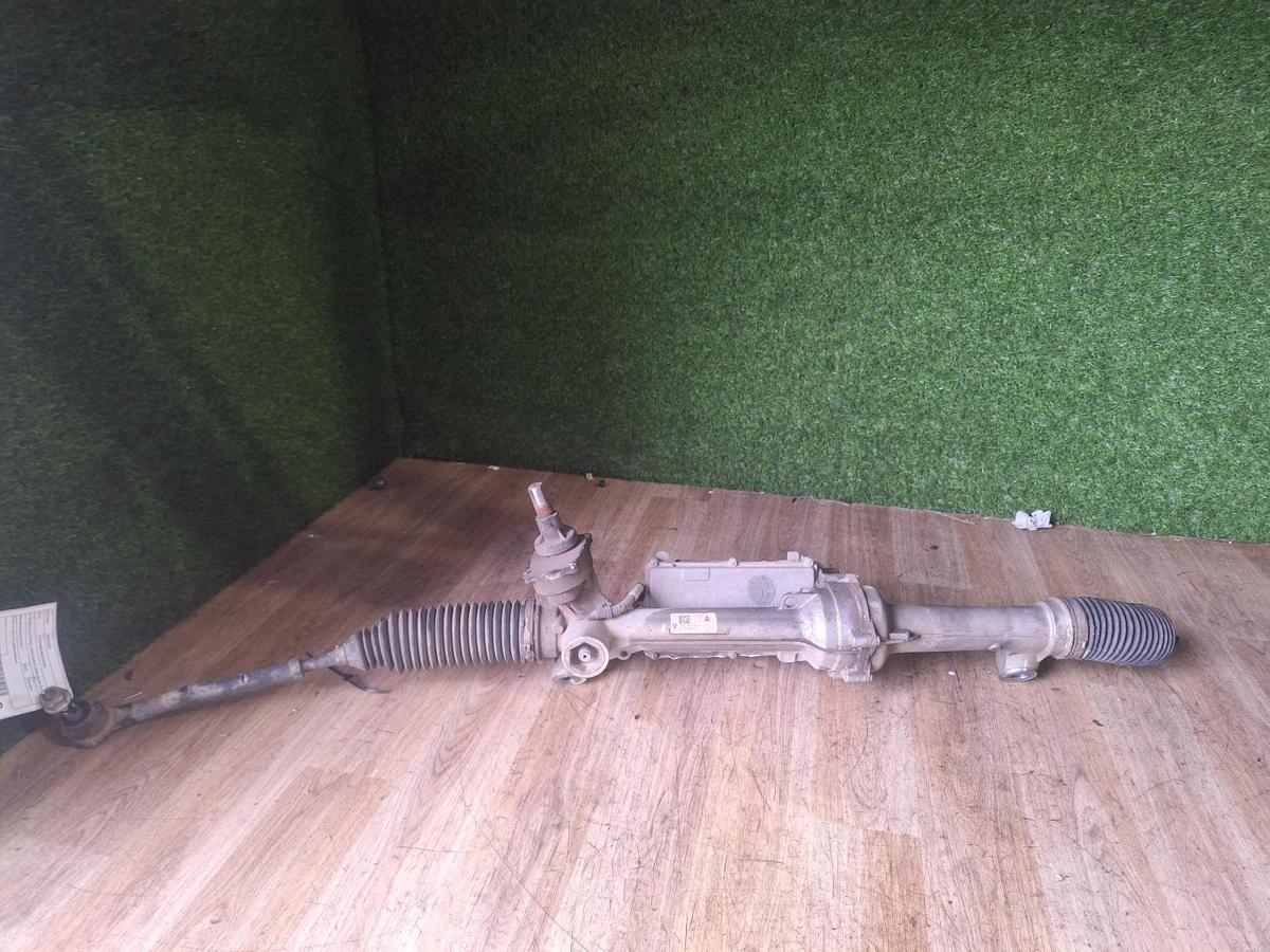 1000913027-Steering Box Rack Top