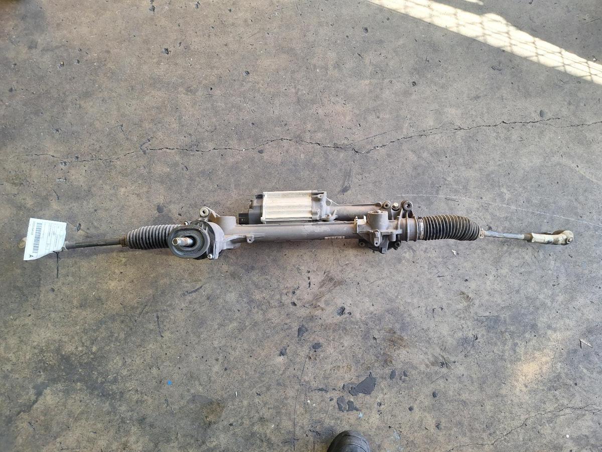 1000916317-Steering Box Rack Top