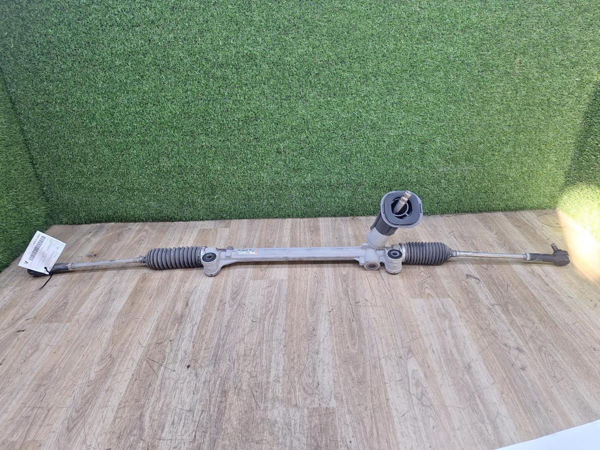 1000935299-Steering Box Rack Top