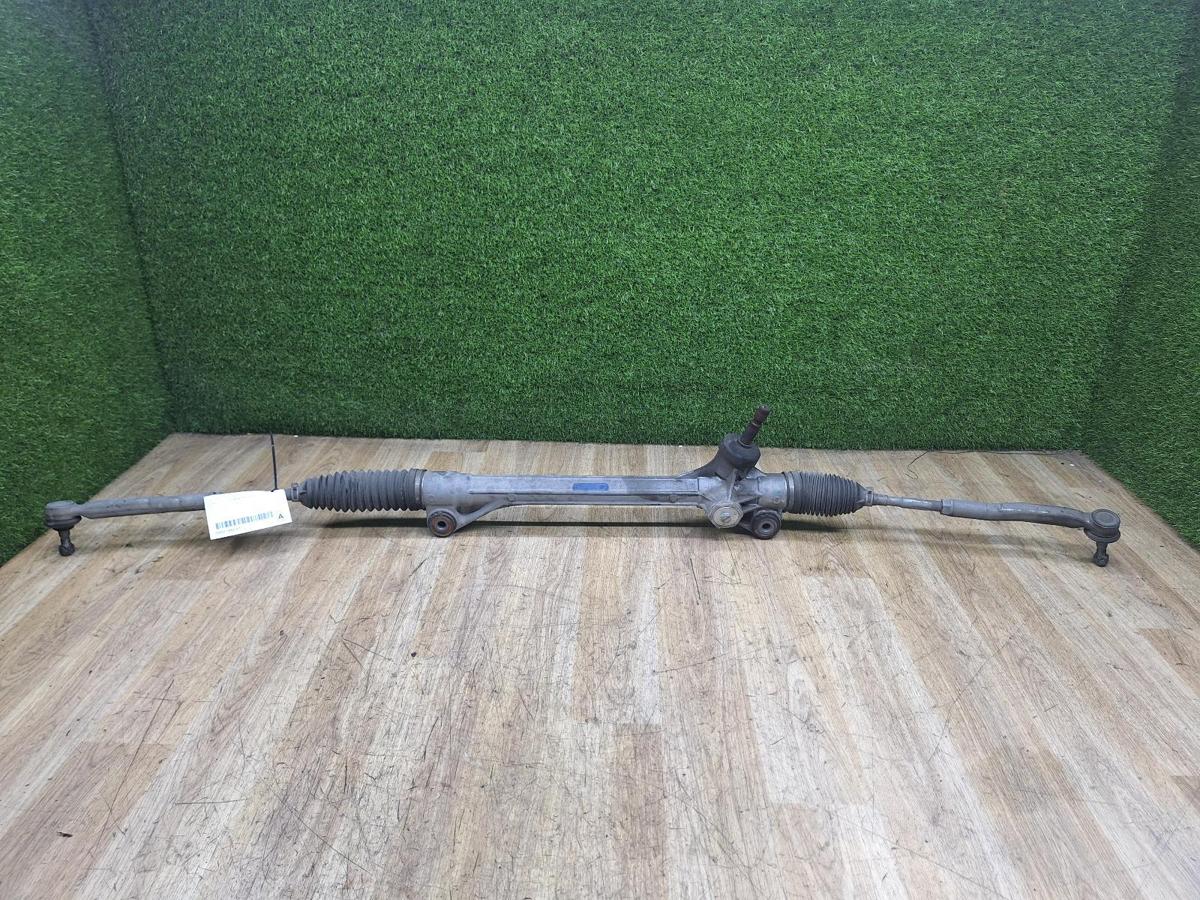 1000944435-Steering Box Rack Top