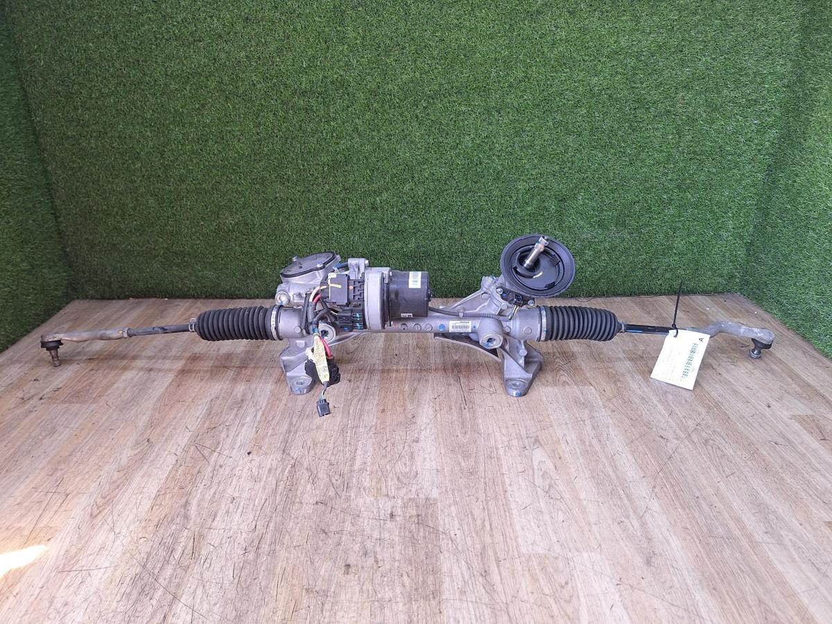 1000942757-Steering Box Rack Top