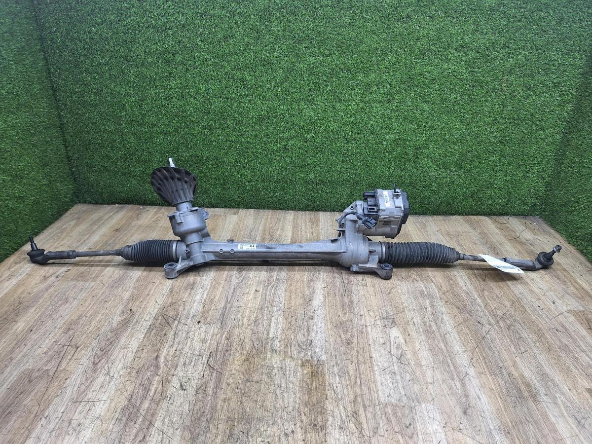 1000946845-Steering Box Rack Top