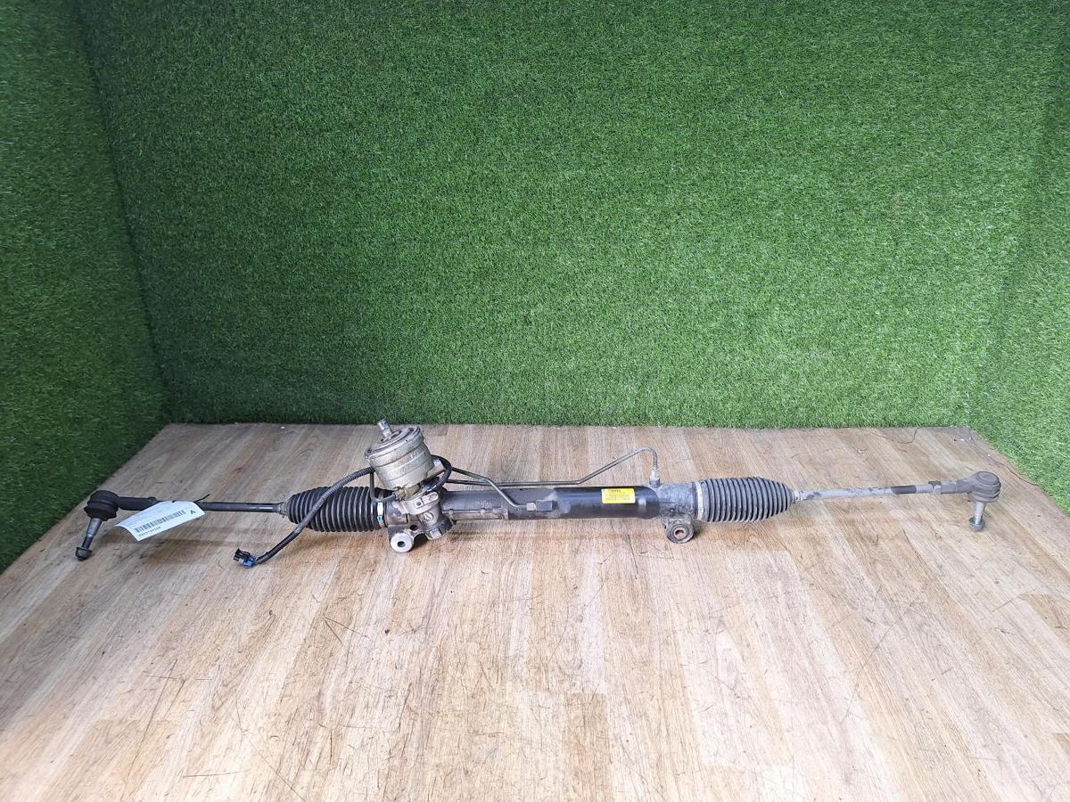1000948802-Steering Box Rack Top