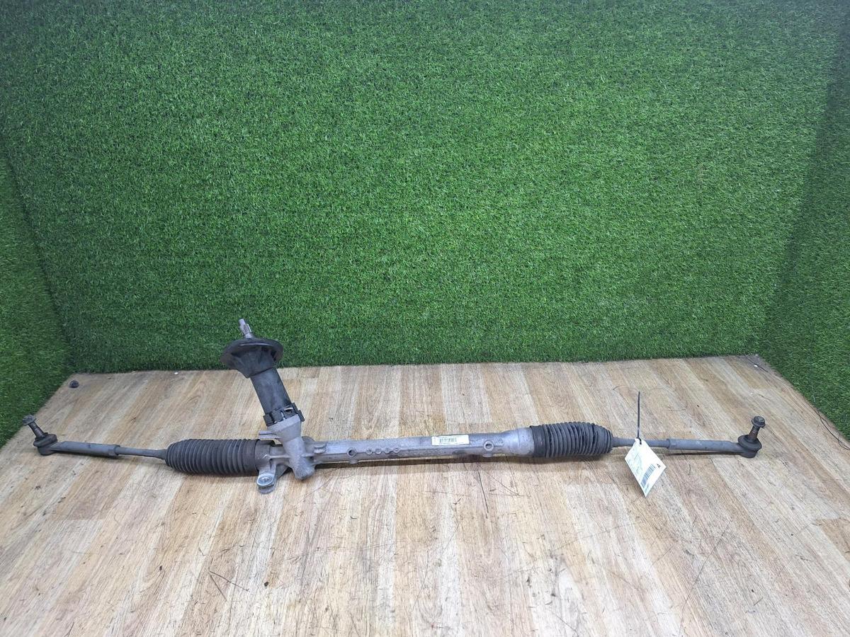 1000951907-Steering Box Rack Top