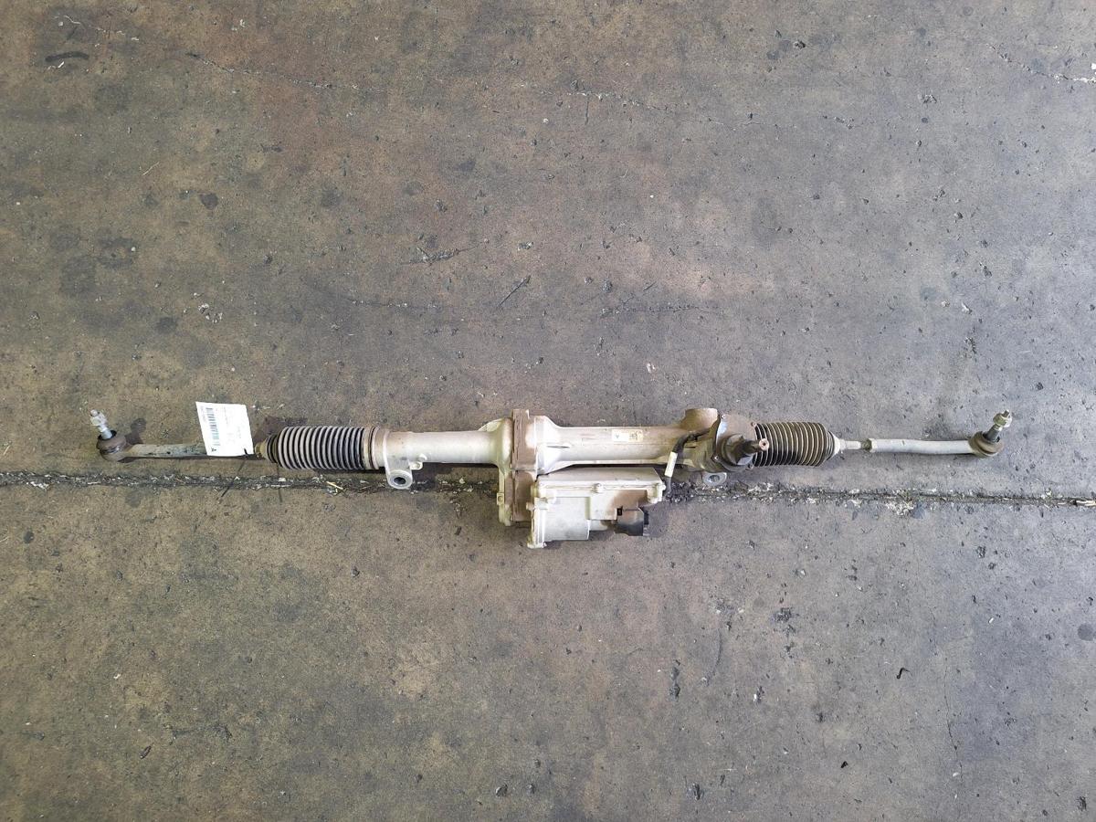 1000950975-Steering Box Rack Top