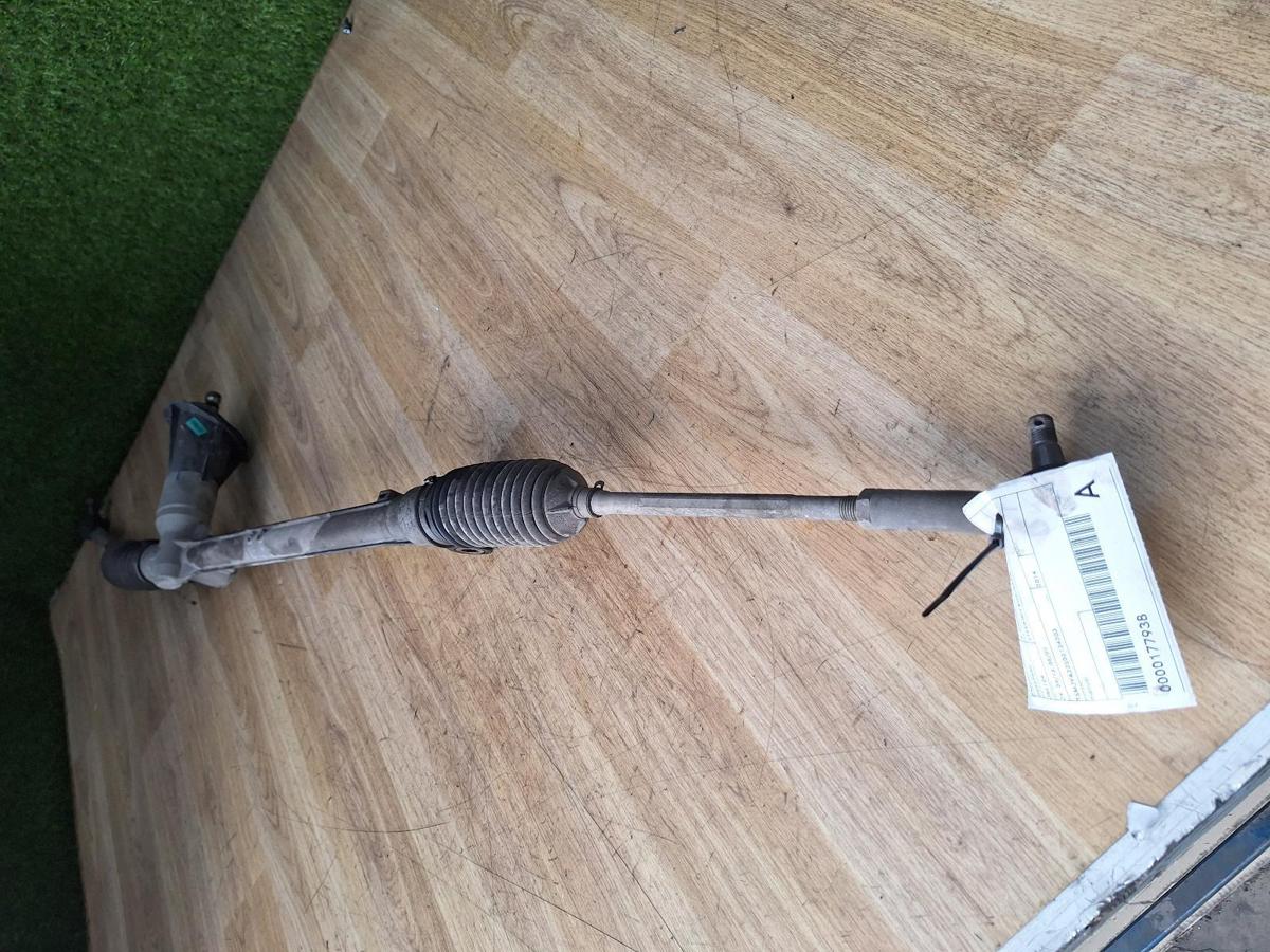 1000884958-Steering Box Rack Top