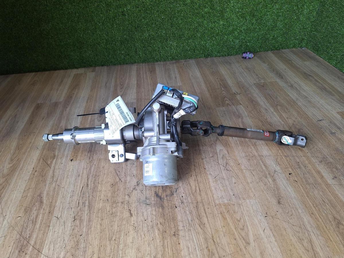 1000891041-Steering Column Top