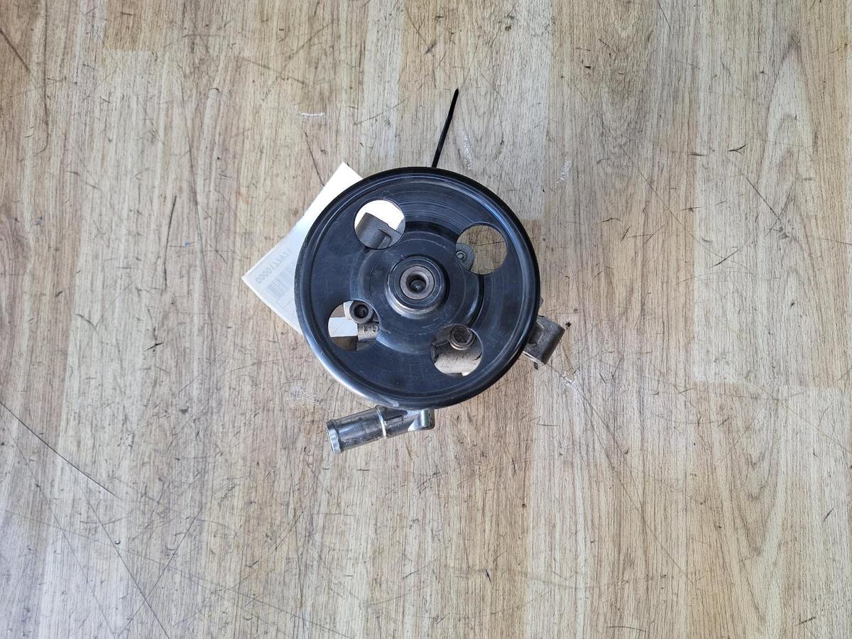 1000885186-Steering Pump Top