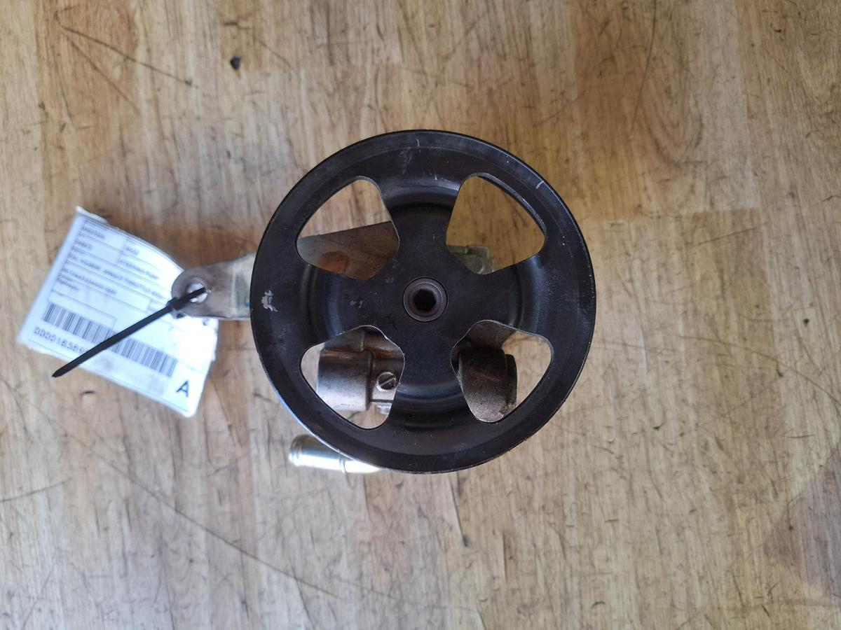 1000913117-Steering Pump Top