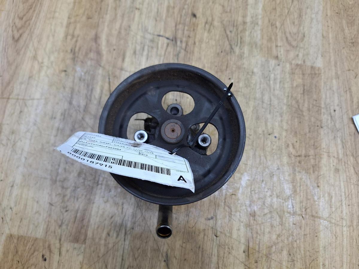 1000935427-Steering Pump Top