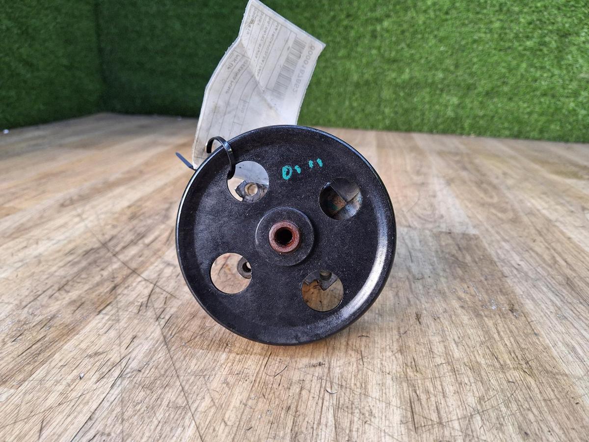 1000934764-Steering Pump Top