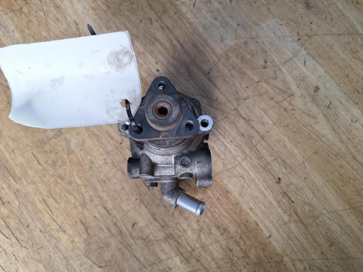 1000958534-Steering Pump Top
