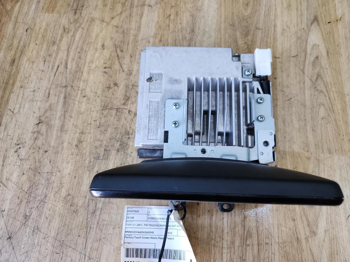 1000876145-Stereo Head Unit Back
