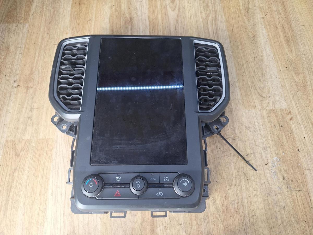 1000898510-Stereo Head Unit Front