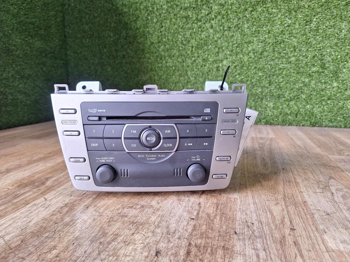 1000892517-Stereo Head Unit Front