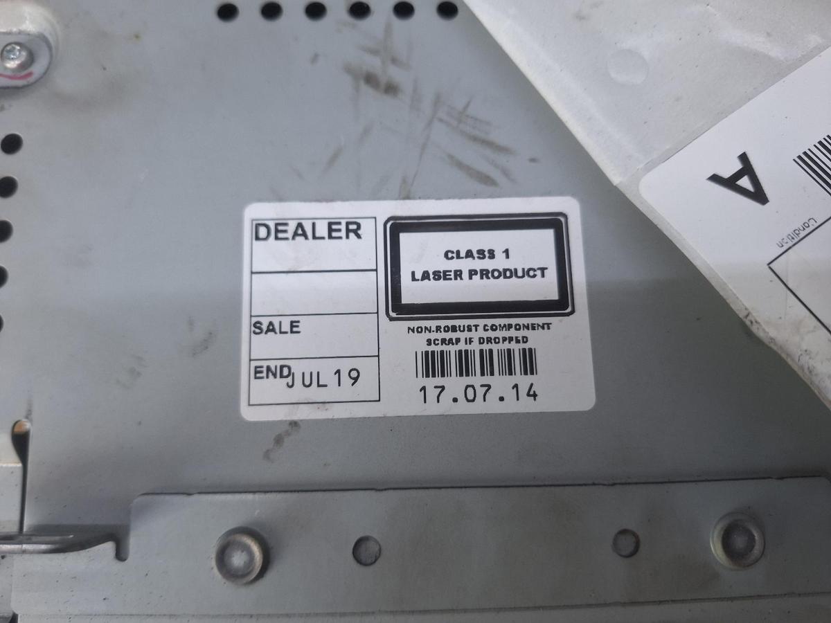 1000925557-Stereo Head Unit Part Number
