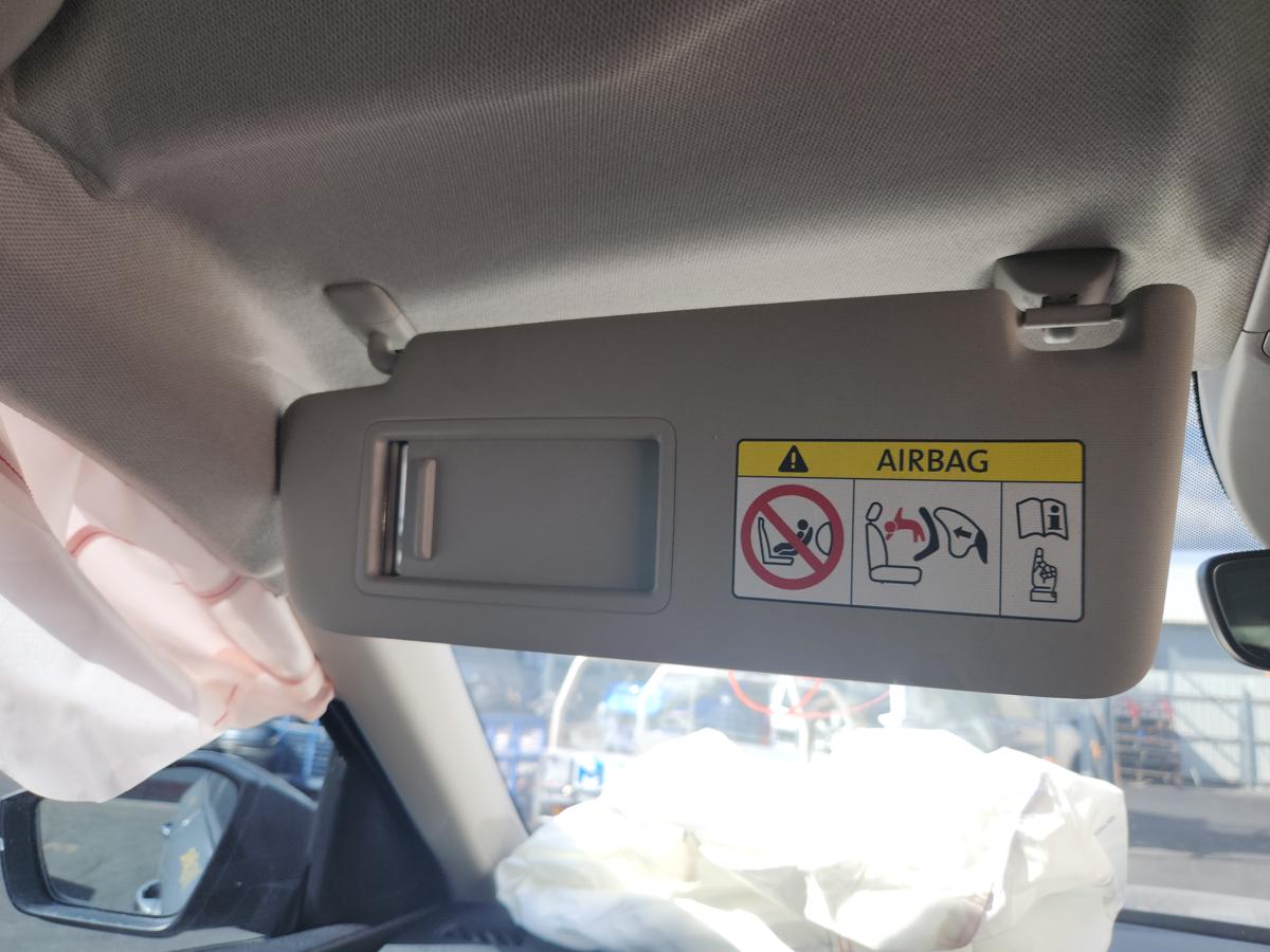 1000942150-Sun Visor Left