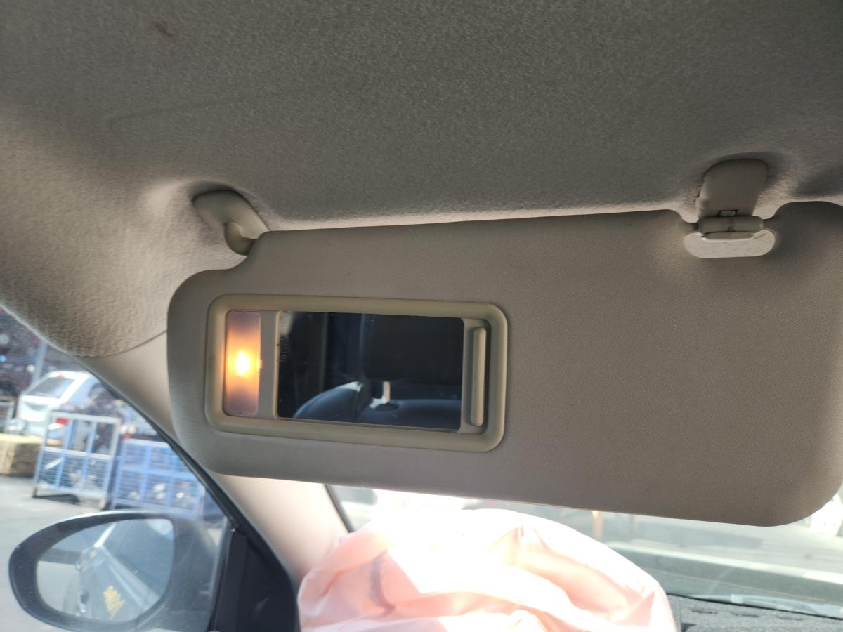 1000943972-Sun Visor Left