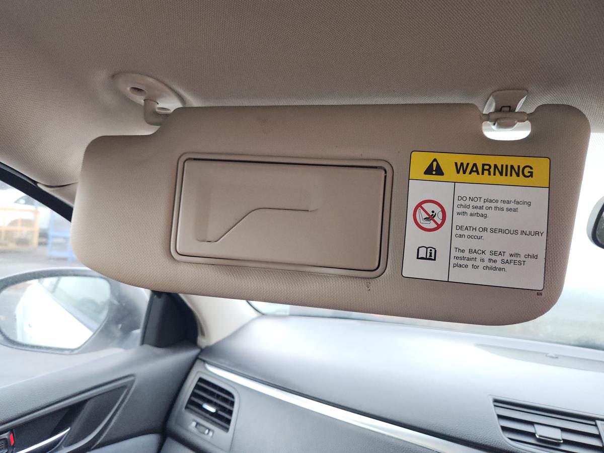 1000947982-Sun Visor Left
