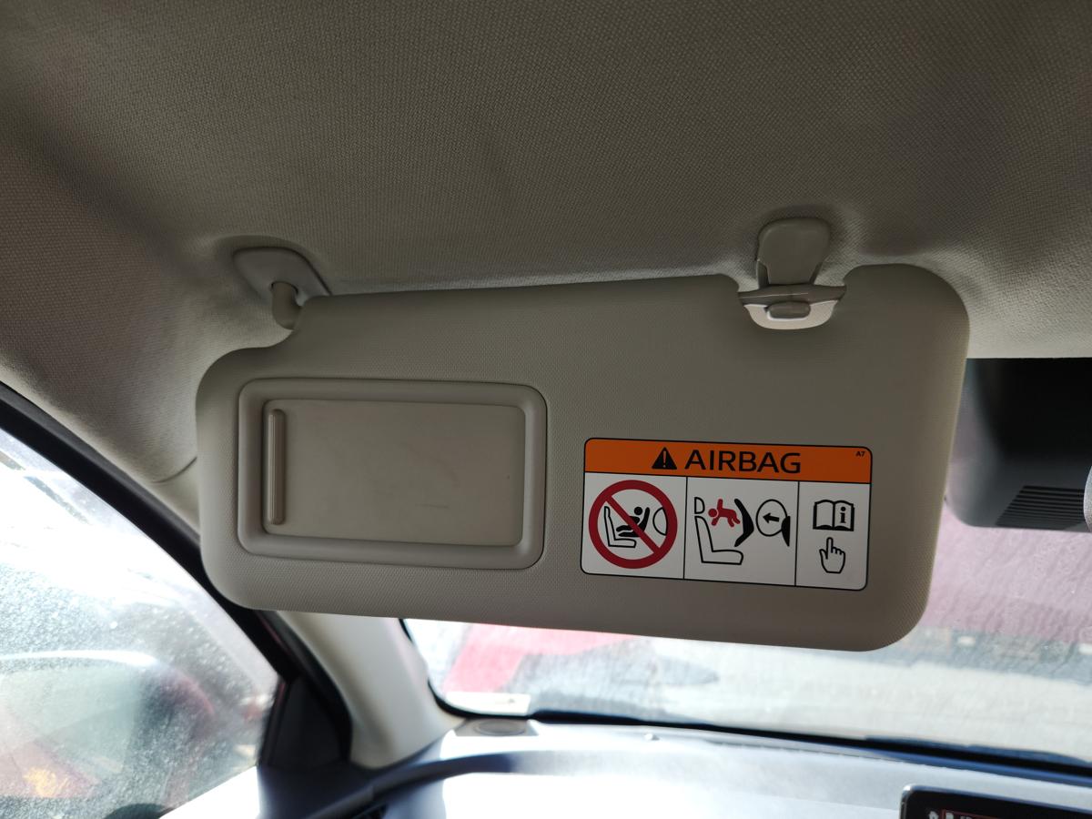 1000951342-Sun Visor Left