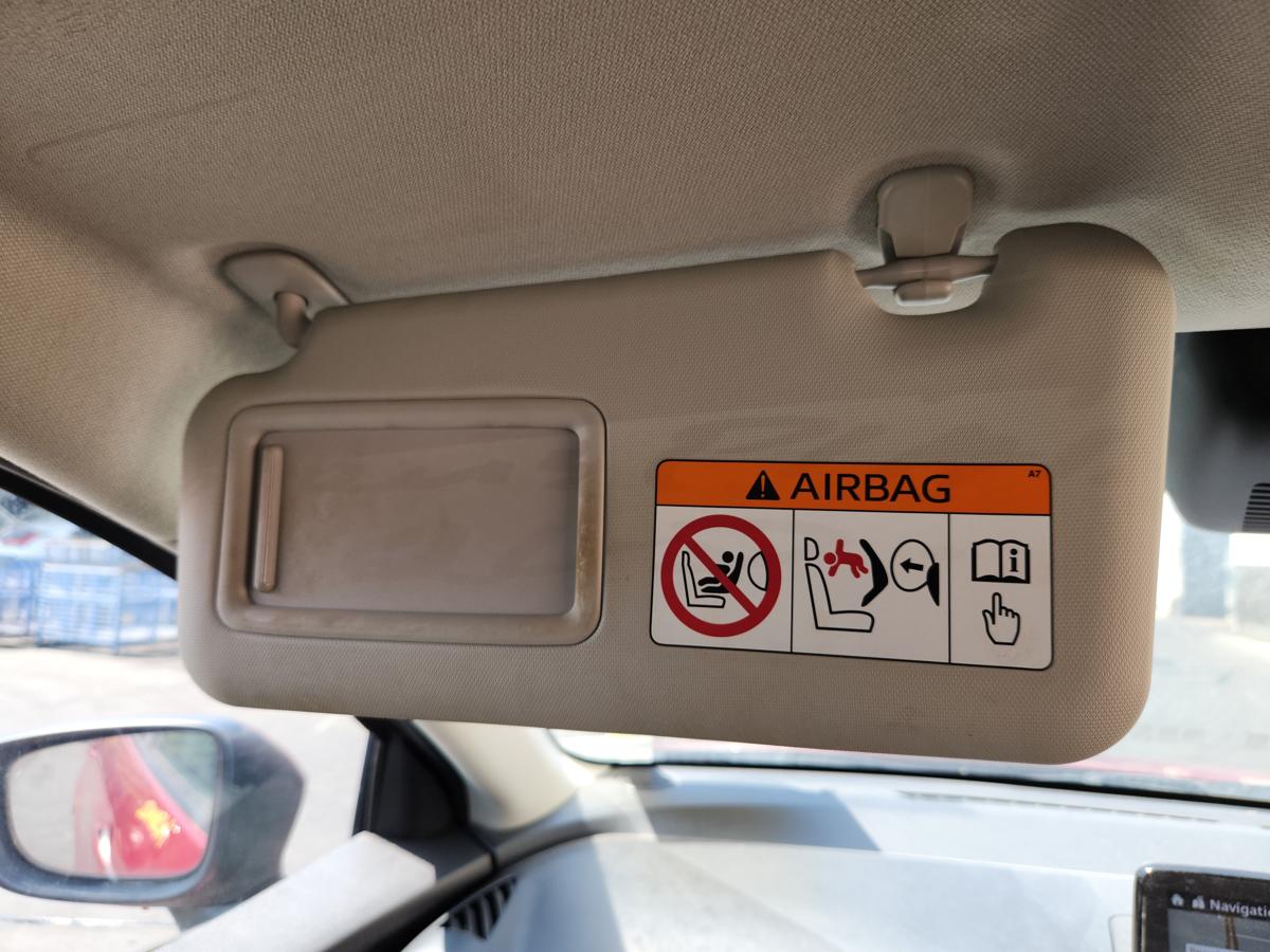 1000952825-Sun Visor Left