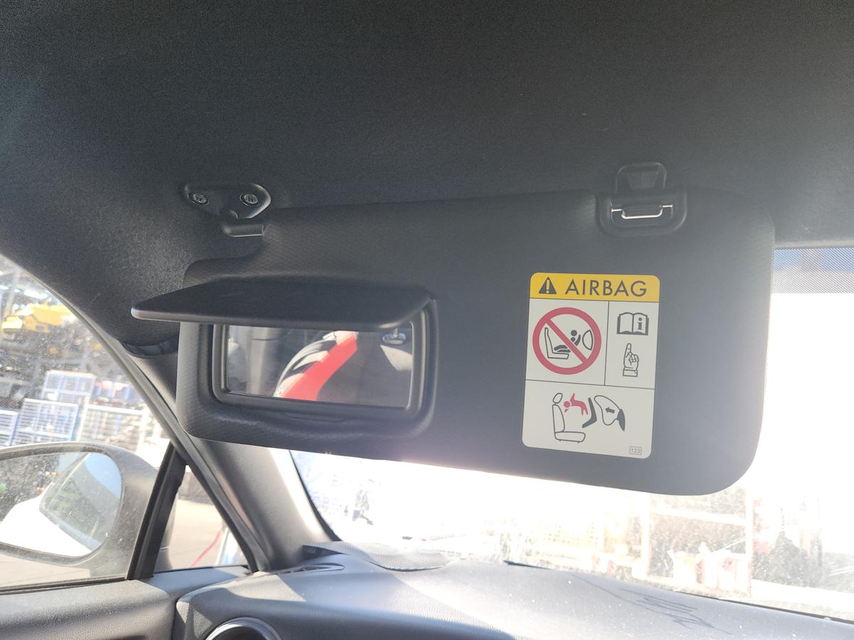 1000928892-Sun Visor Left