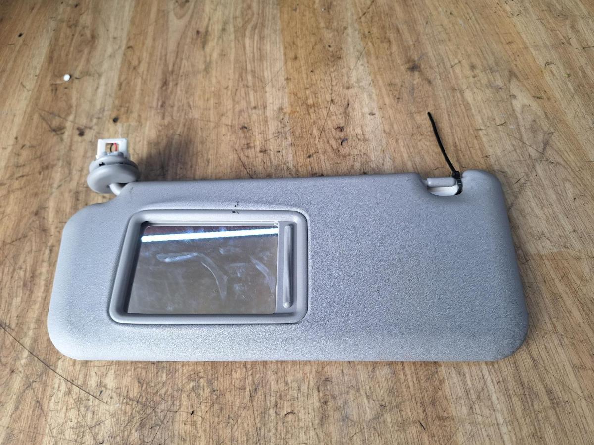1000892736-Sun Visor Left Top