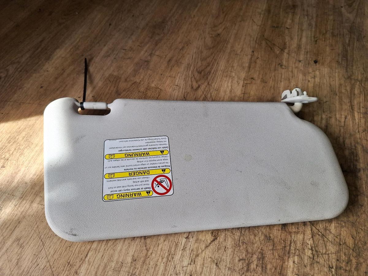 1000912521-Sun Visor Left Top