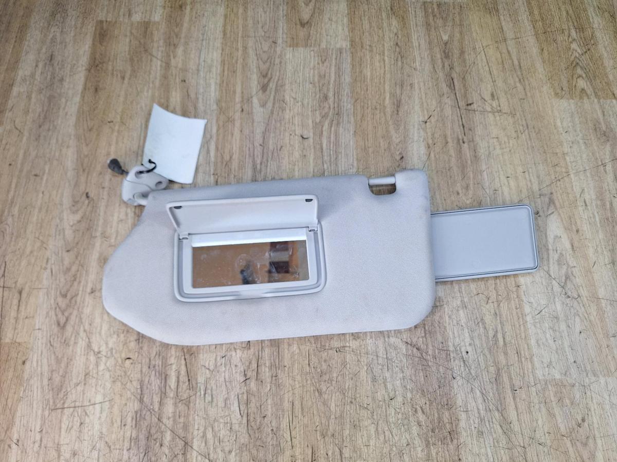 1000942991-Sun Visor Left Top