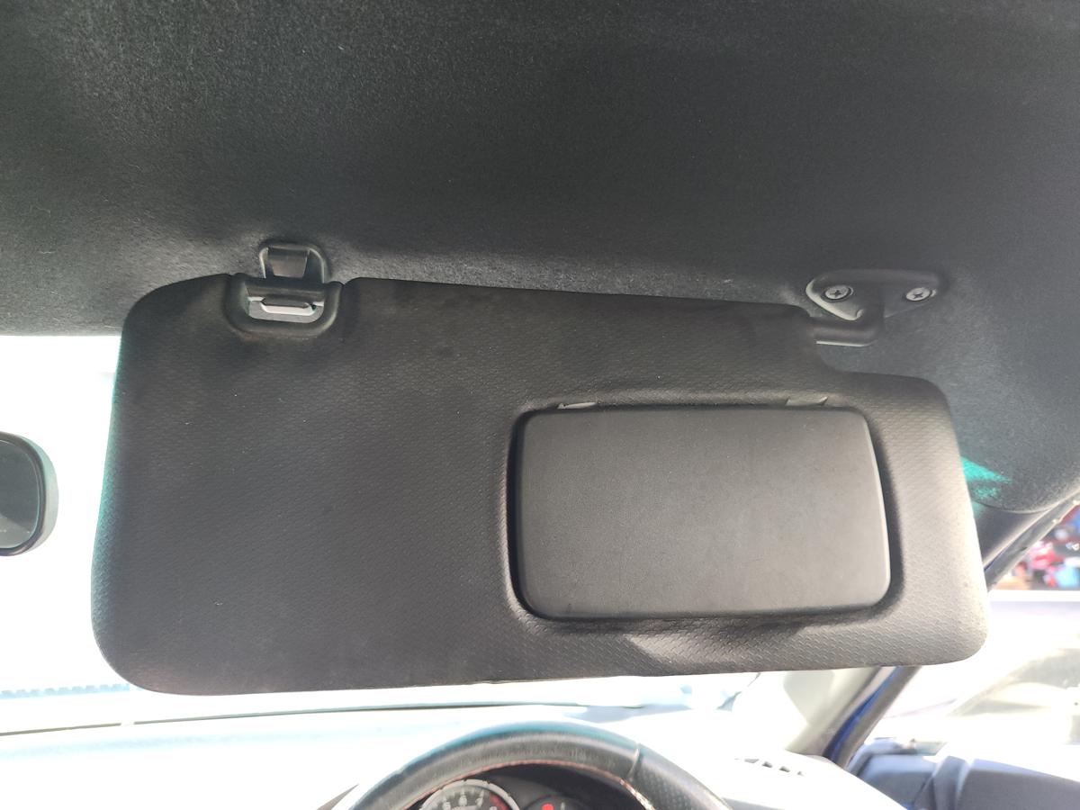 1000933795-Sun Visor Right