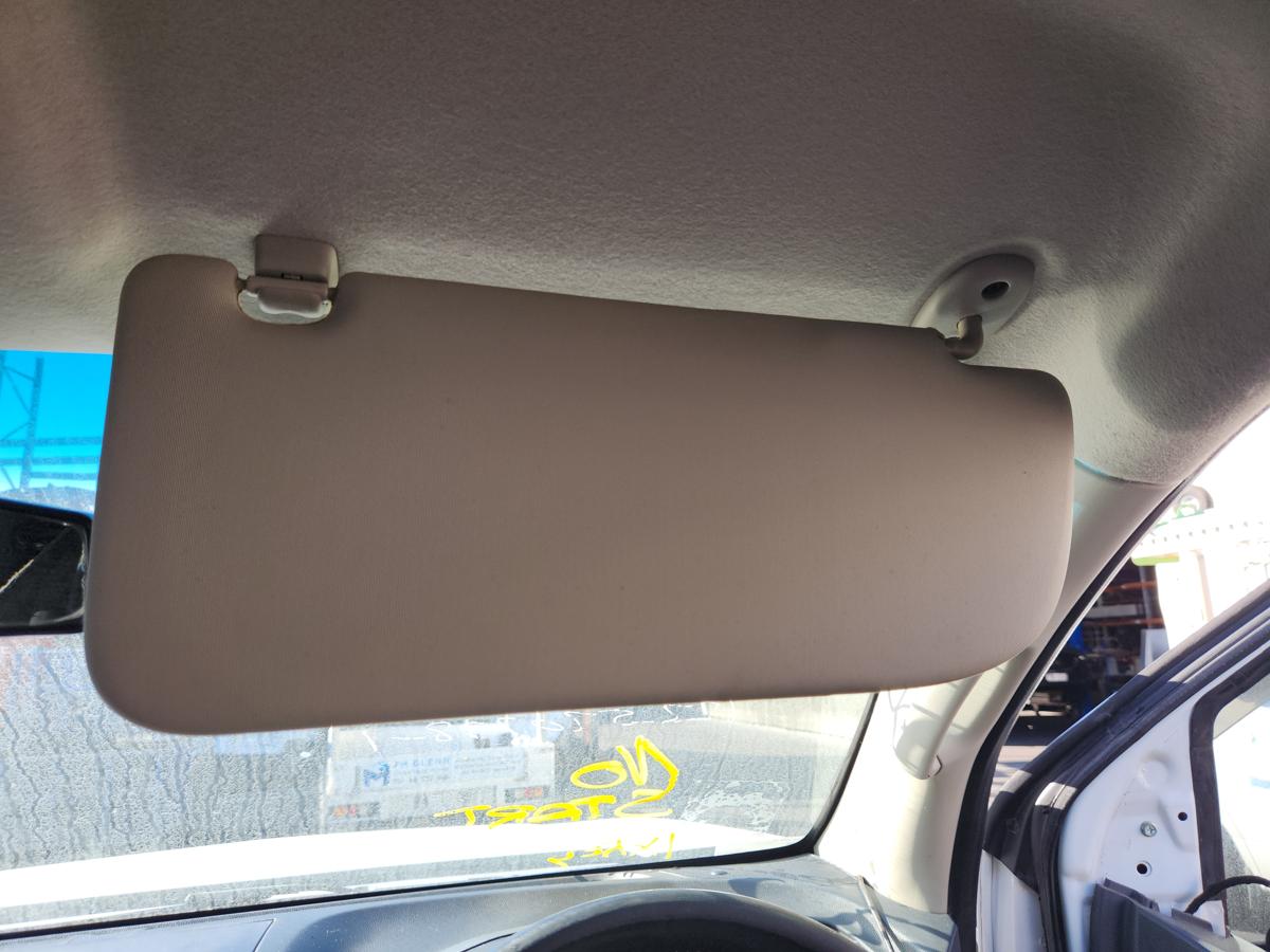 1000938356-Sun Visor Right