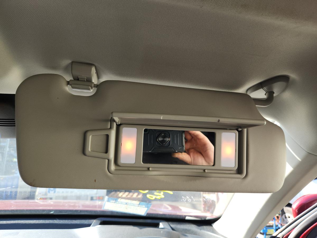 1000939606-Sun Visor Right