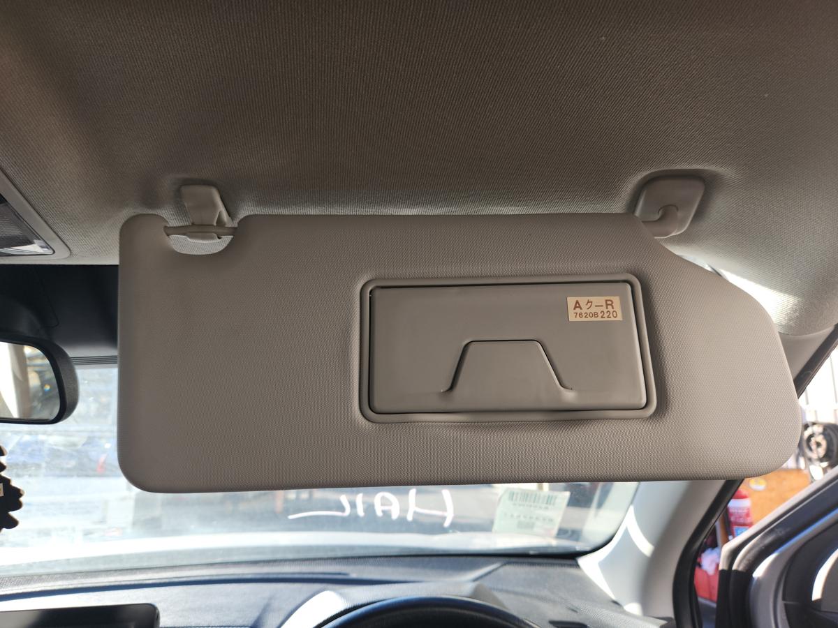 1000941434-Sun Visor Right