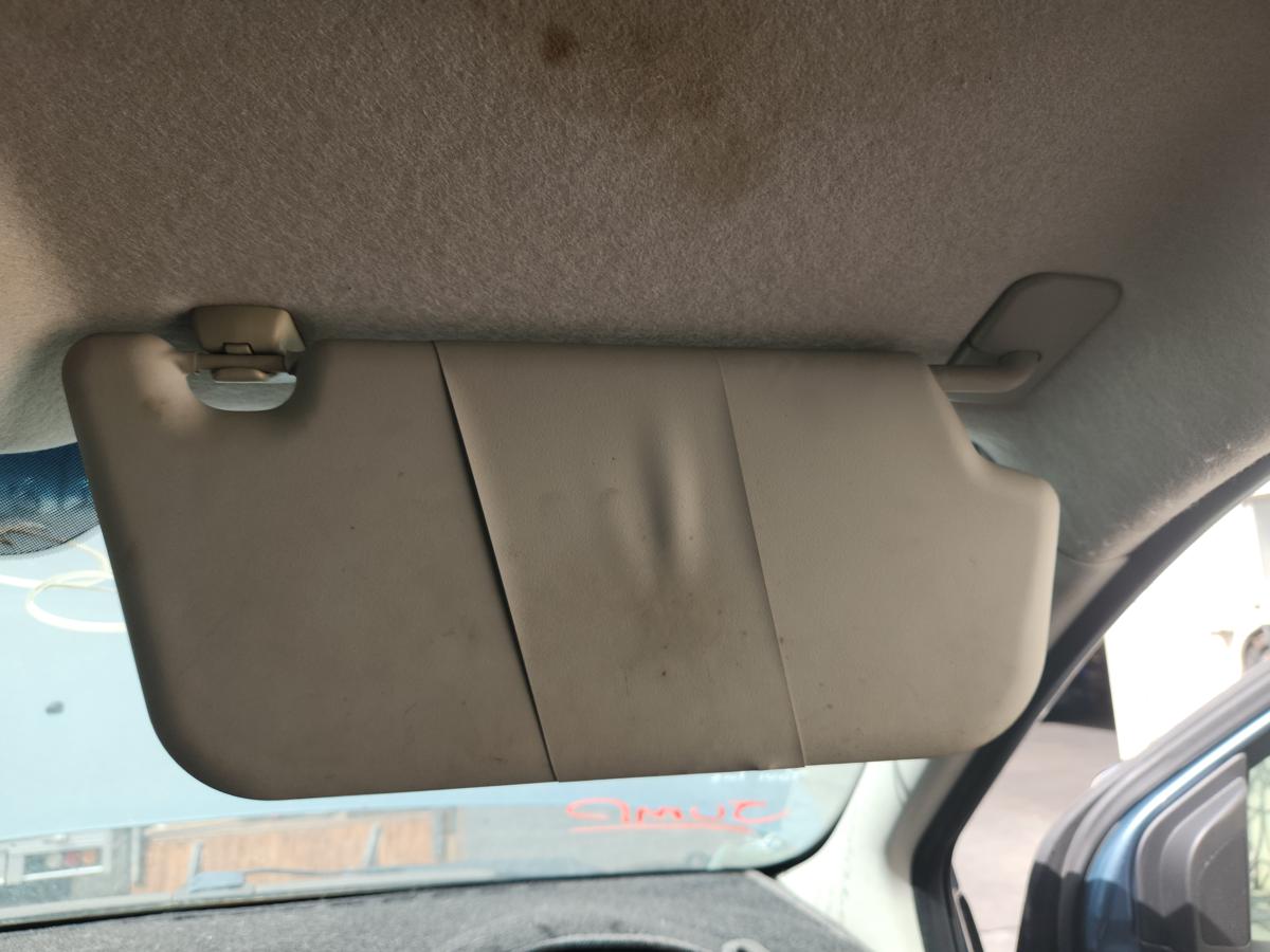1000941016-Sun Visor Right