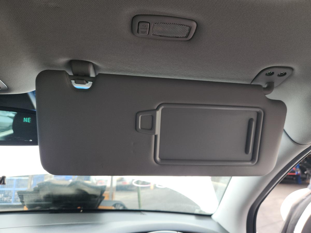 1000943721-Sun Visor Right