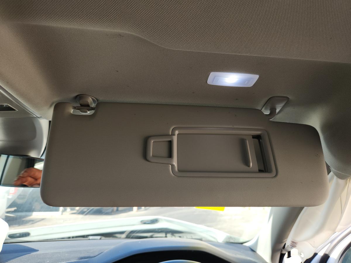 1000944829-Sun Visor Right