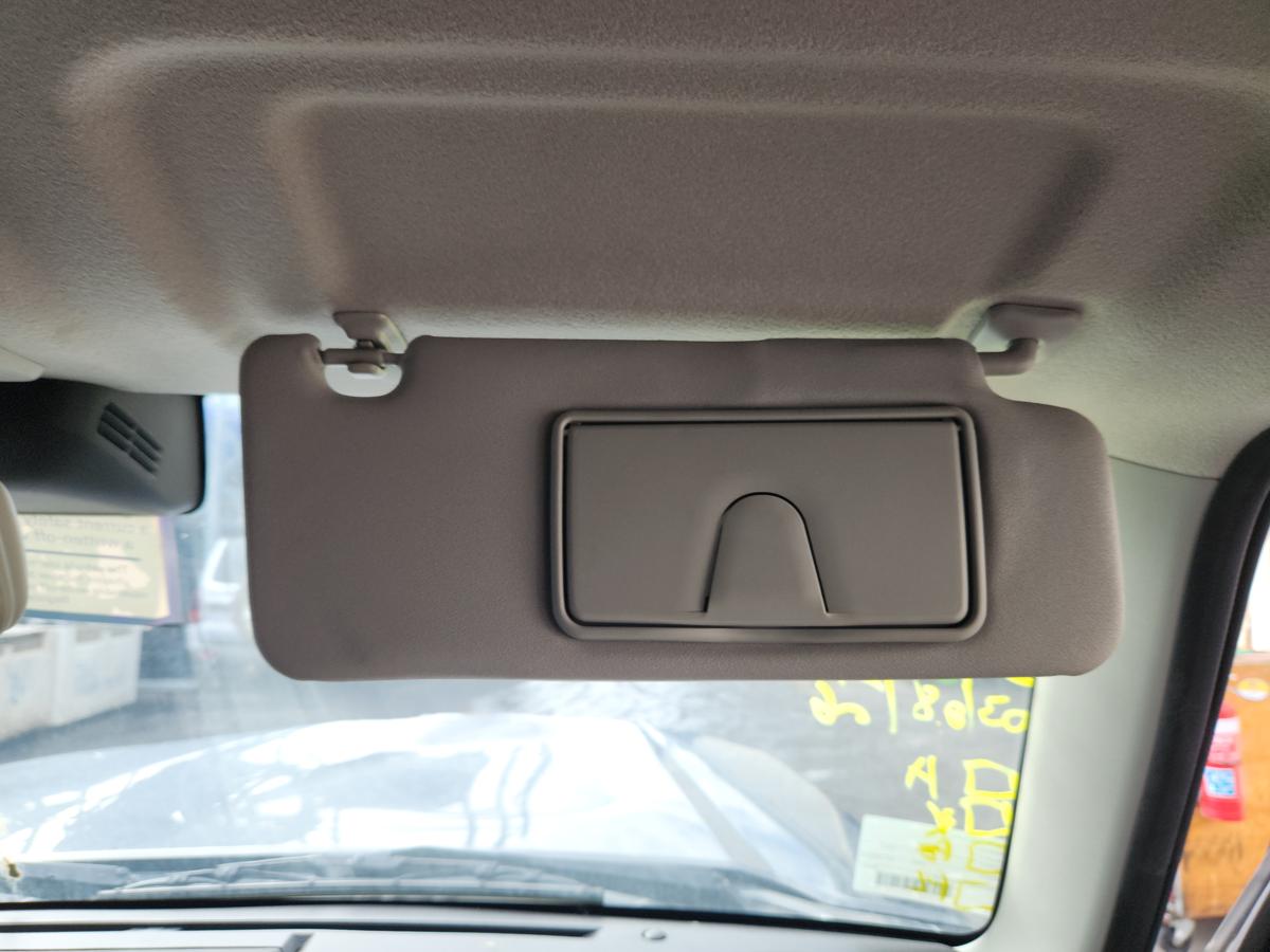 1000945484-Sun Visor Right