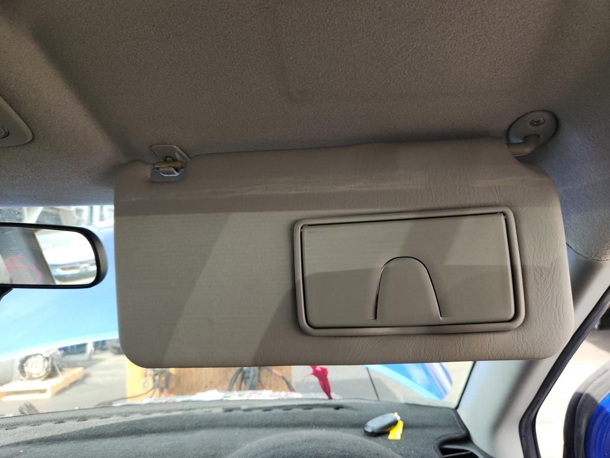 1000946647-Sun Visor Right