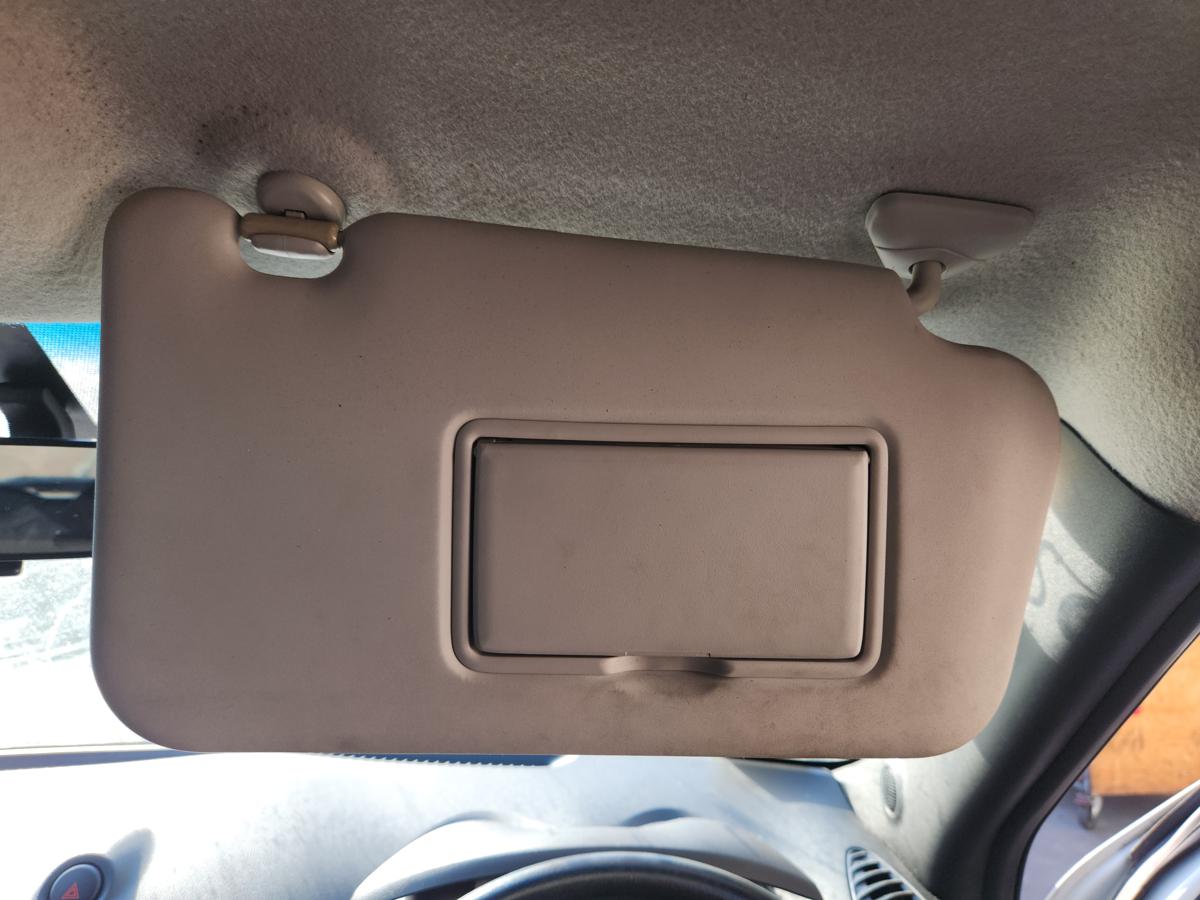 1000947681-Sun Visor Right