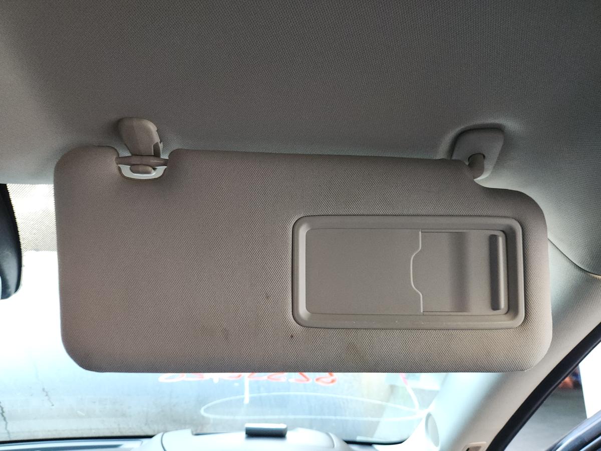 1000949042-Sun Visor Right
