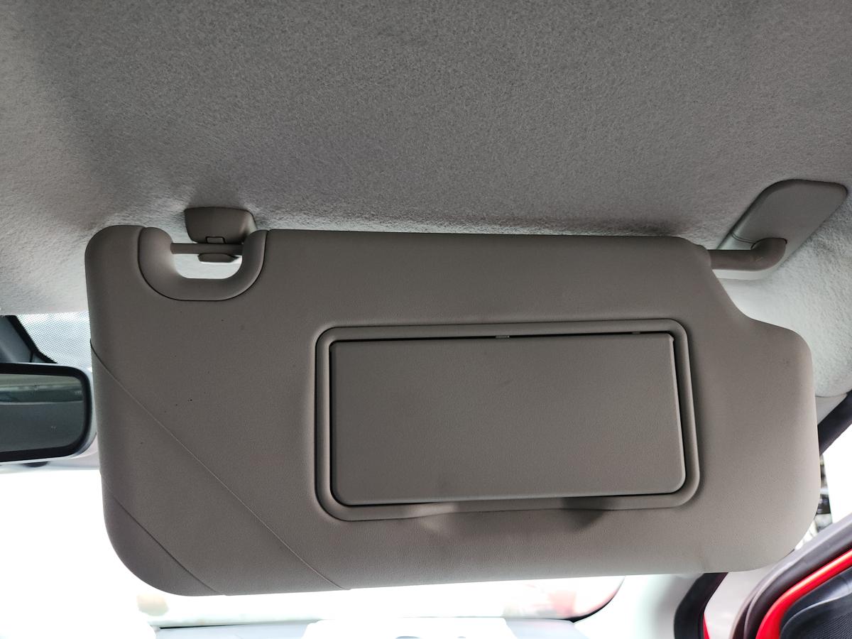1000949182-Sun Visor Right