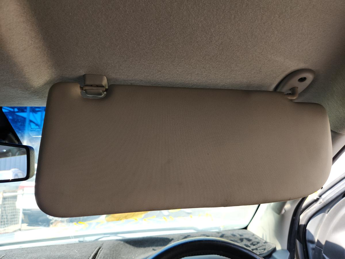 1000953111-Sun Visor Right