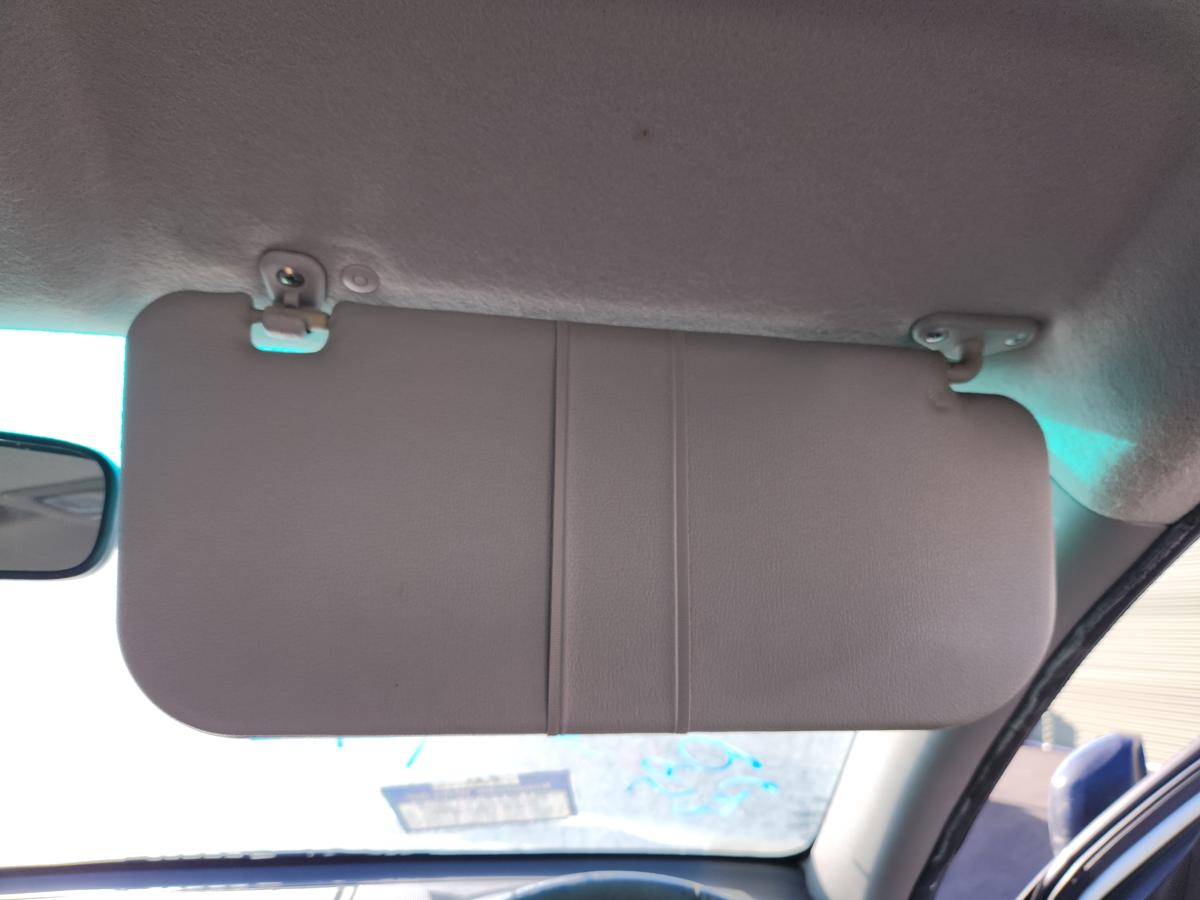 1000954363-Sun Visor Right