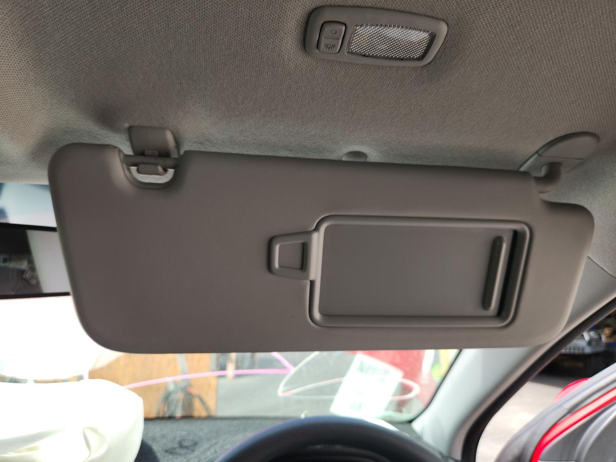 1000954695-Sun Visor Right