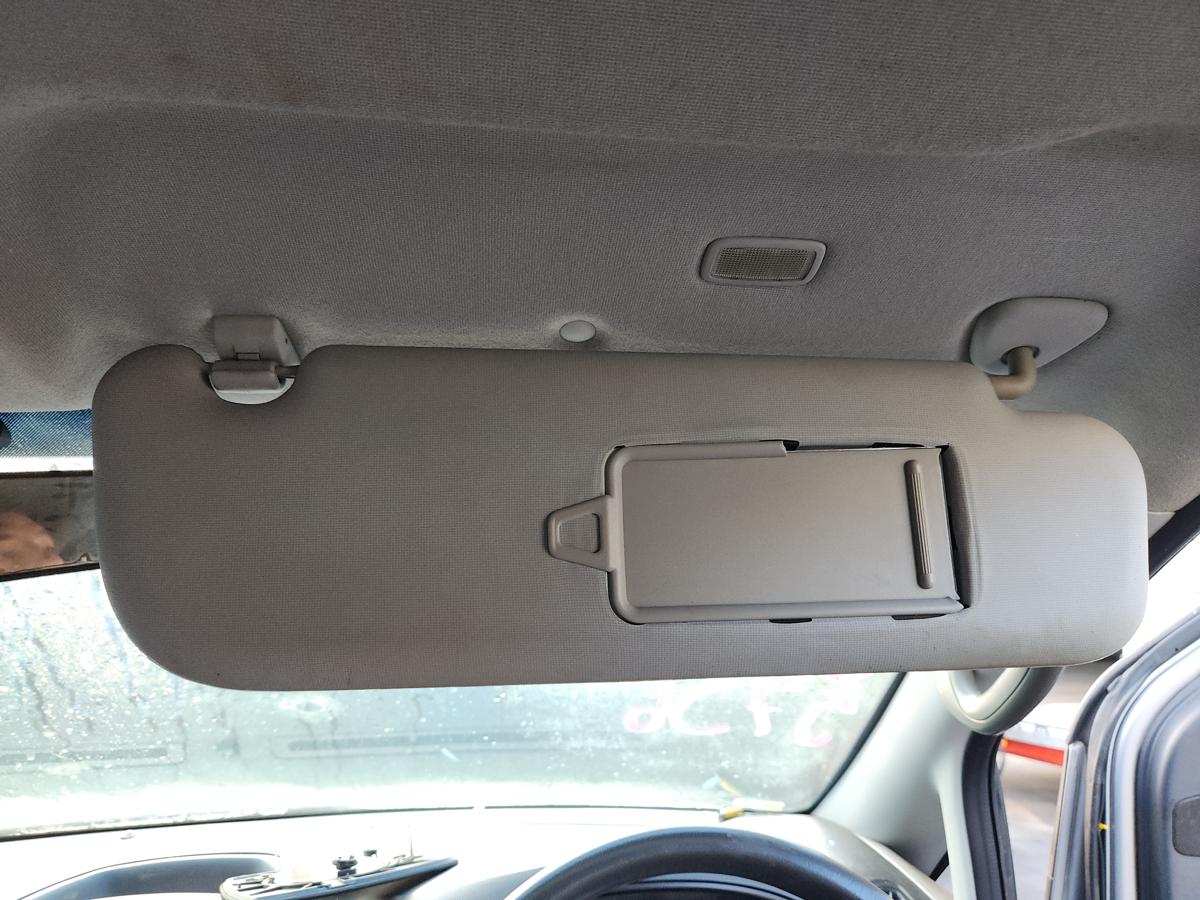 1000954072-Sun Visor Right