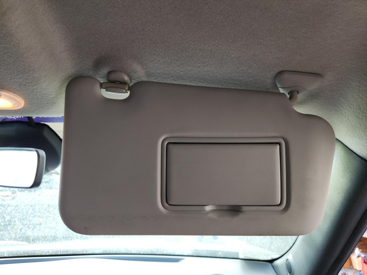 1000955171-Sun Visor Right