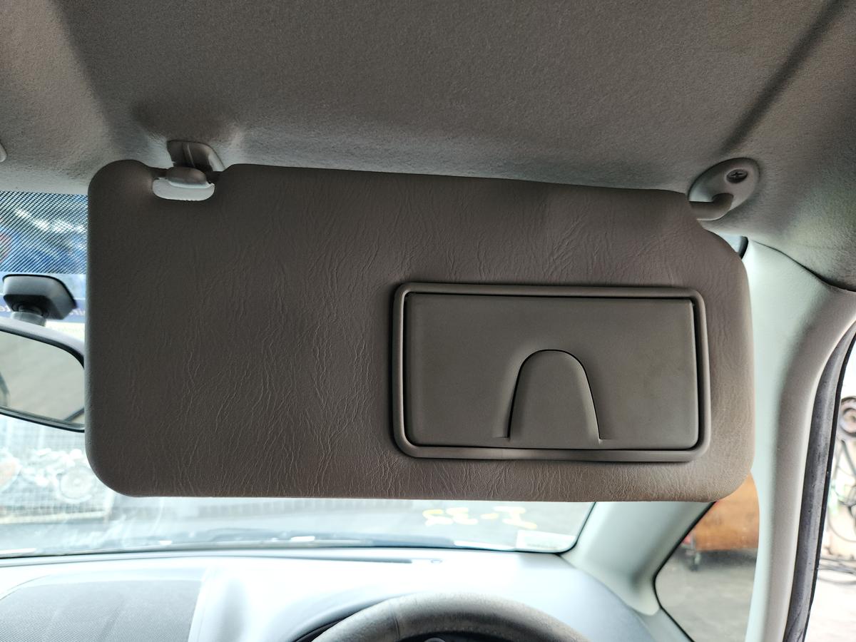 1000954985-Sun Visor Right