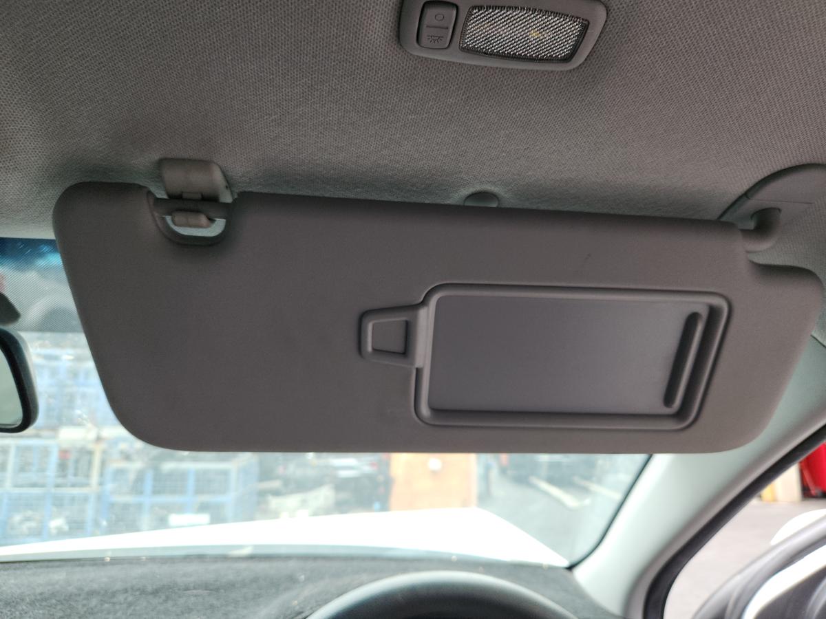 1000957696-Sun Visor Right