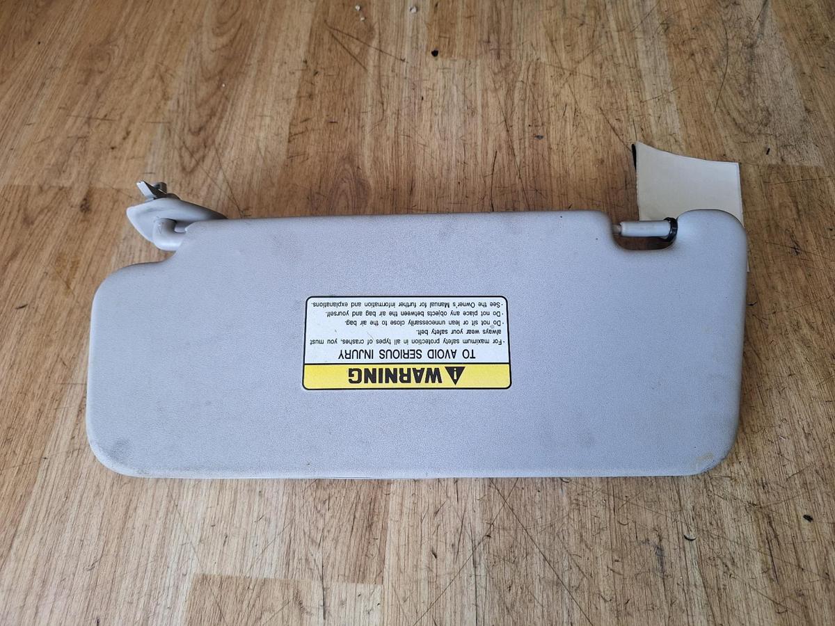 1000903425-Sun Visor Right Bottom